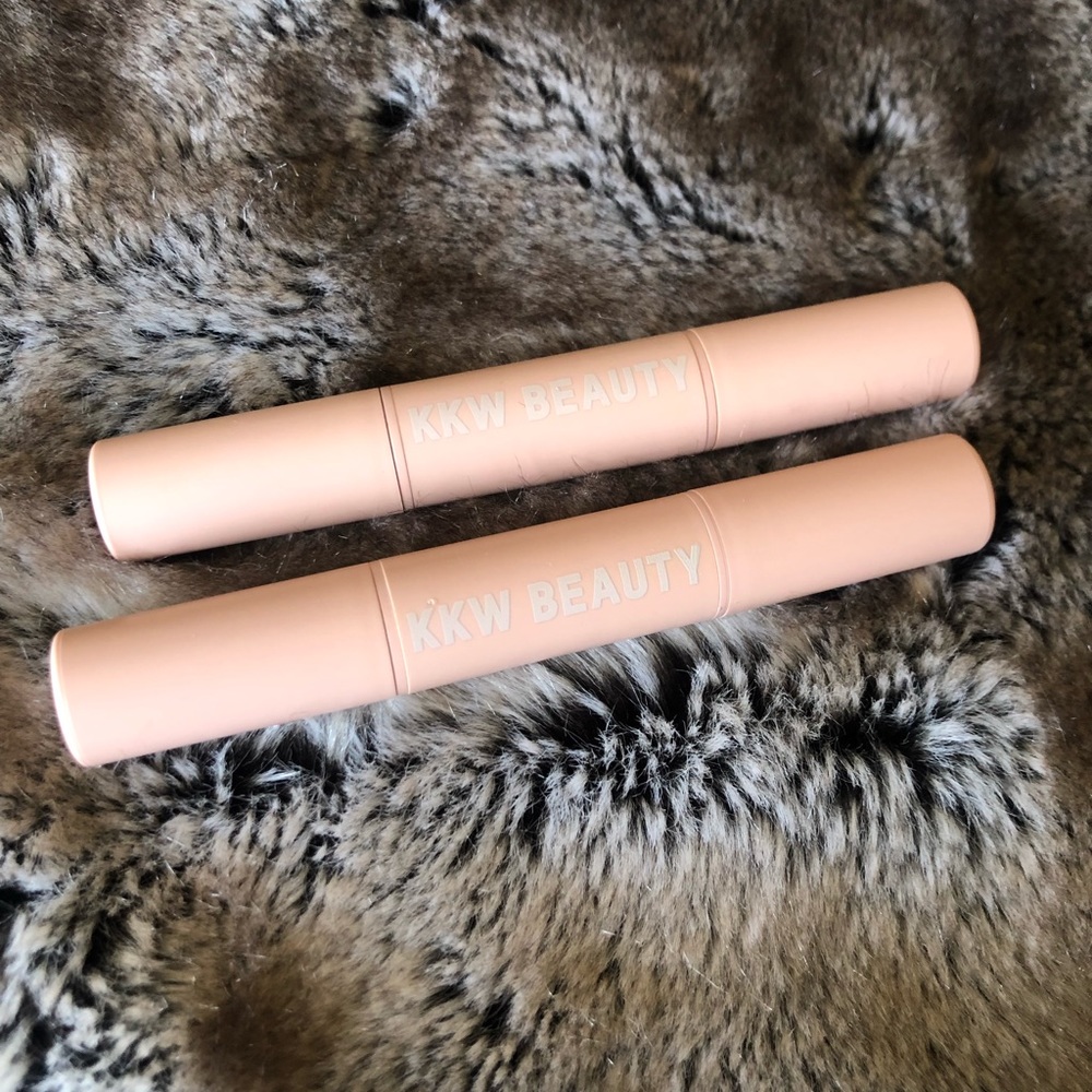 SOLD ON Ⓜ️ERC!! KKW Beauty Contour & highlight sti